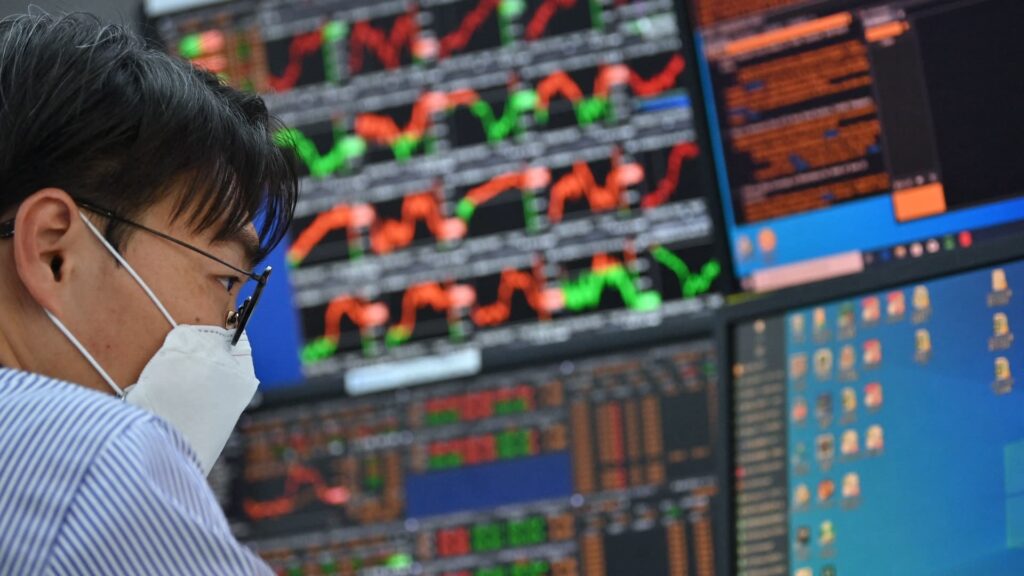 Kospi, SK Hynix, Samsung Electronics: Why foreign investors are selling