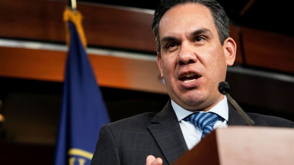 House Republicans push to pass $70 billion immigration funding measure