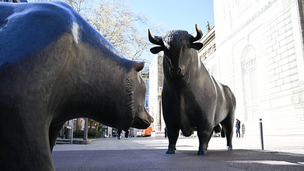 Stocks recover from decline, but bulls also warn of increased volatility