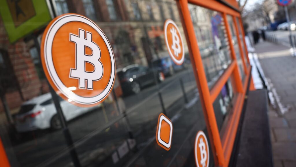 Bitcoin falls to its lowest price since February as cryptocurrencies compete with big IPOs