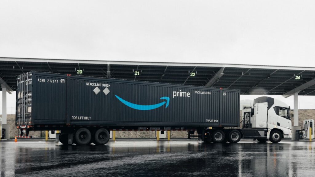 Unmanned EV cargo truck driver Einride soars in first trade on Nasdaq market