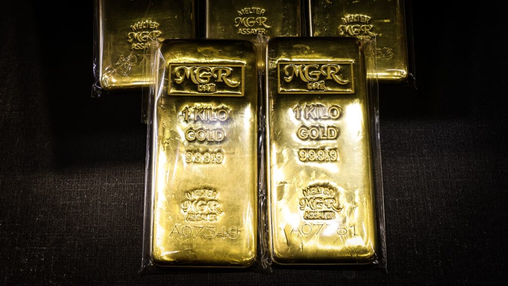 As gold continues to fall, traders predict the pain could last two more years.