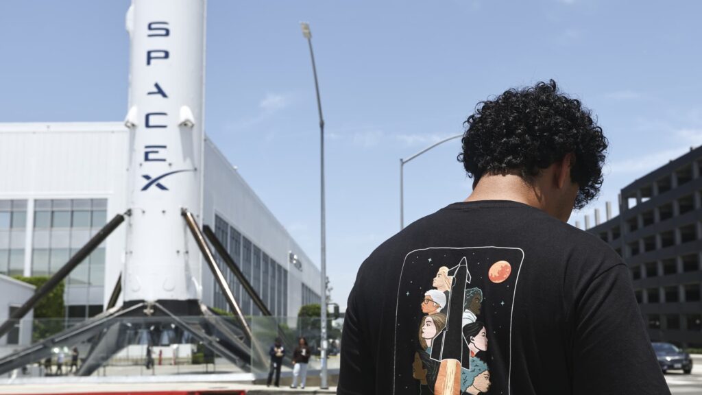 SpaceX employees create low-cost Choreo asset management plan post-IPO