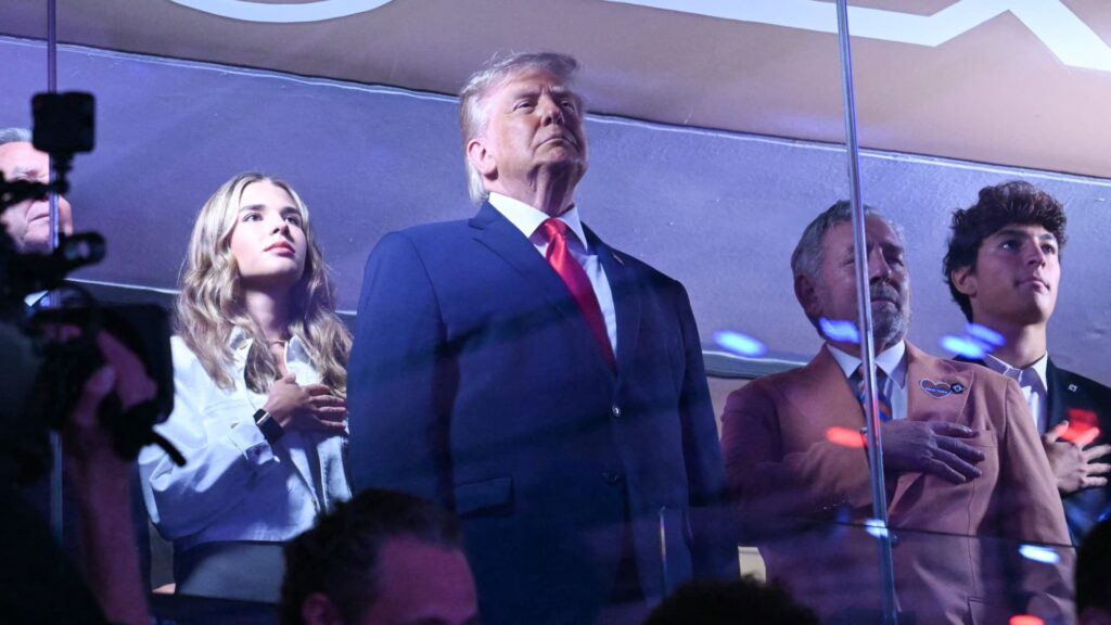 President Trump boos at Knicks vs. Spurs game at Madison Square Garden
