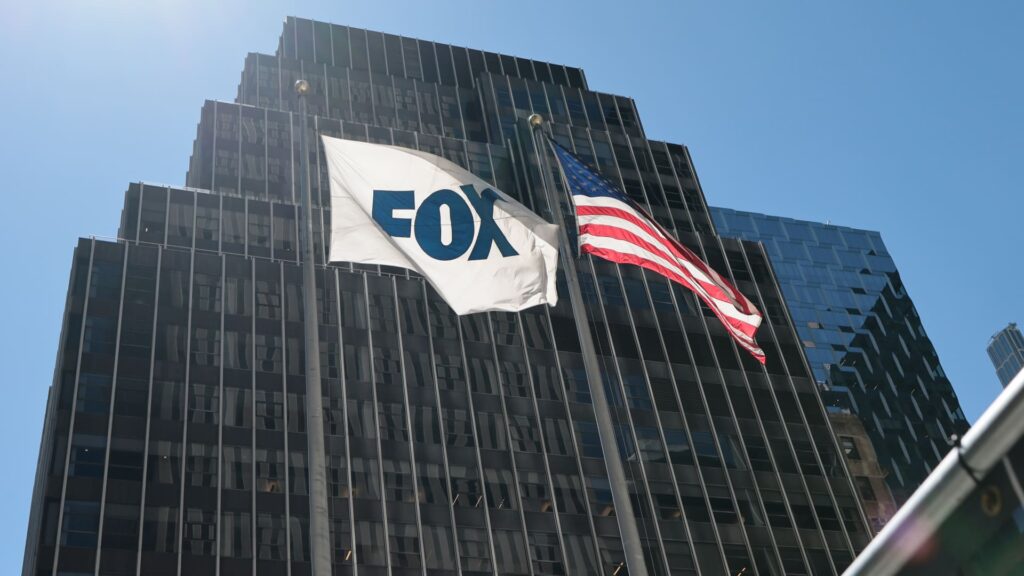 Fox agrees to buy Roku. Here’s what investors are missing out on