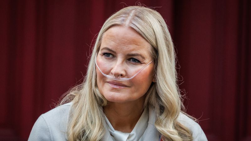 Crown Princess of Norway undergoes successful lung transplant, palace announces