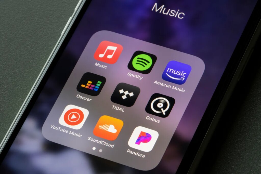 Deezer’s new tool can identify AI music from Spotify, Apple Music and more