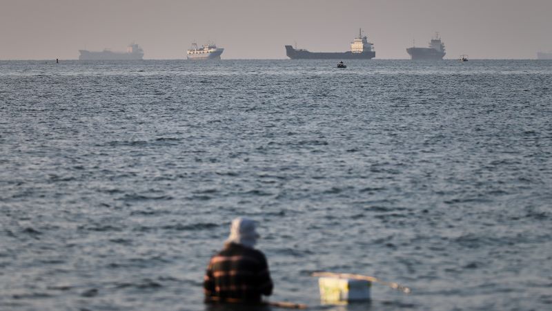 Live updates: President Trump says he plans to sign deal on Sunday, Iran pushes back timing