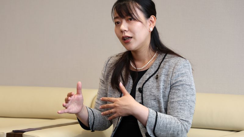 Japan’s mayor takes maternity leave and makes history