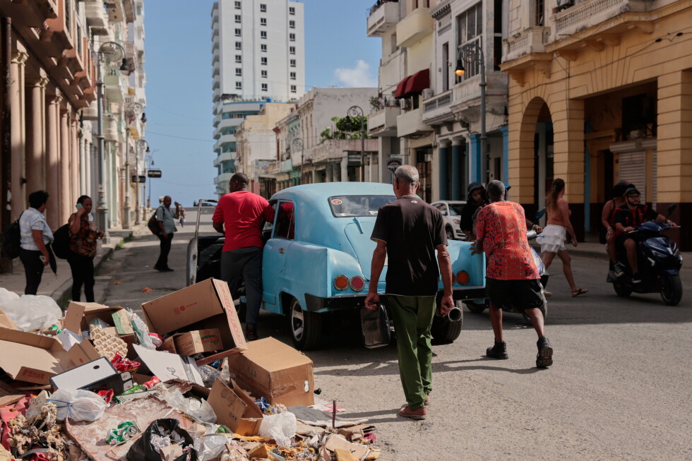 Cuban Communist Party announces emergency economic package with free market measures