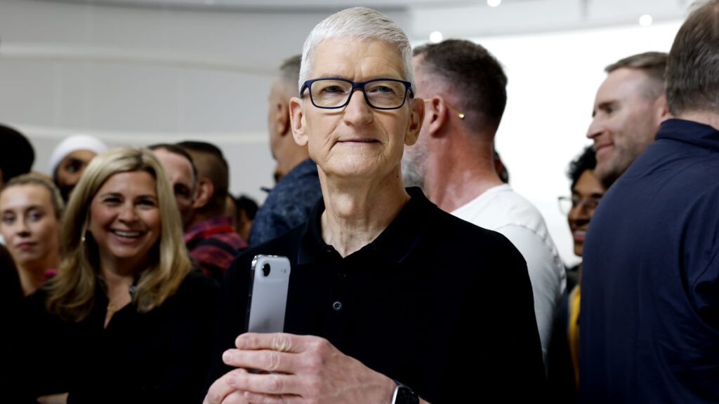 Apple will lease iPhones for $17.99 per month through Klarna deal