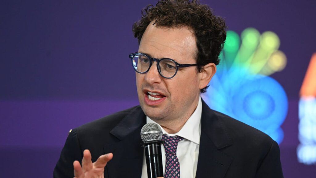 Anthropic is in early negotiations with Meta to acquire computing power