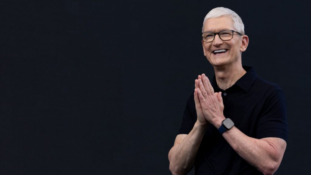 Apple pledges $30 billion to Broadcom to boost U.S. chip manufacturing