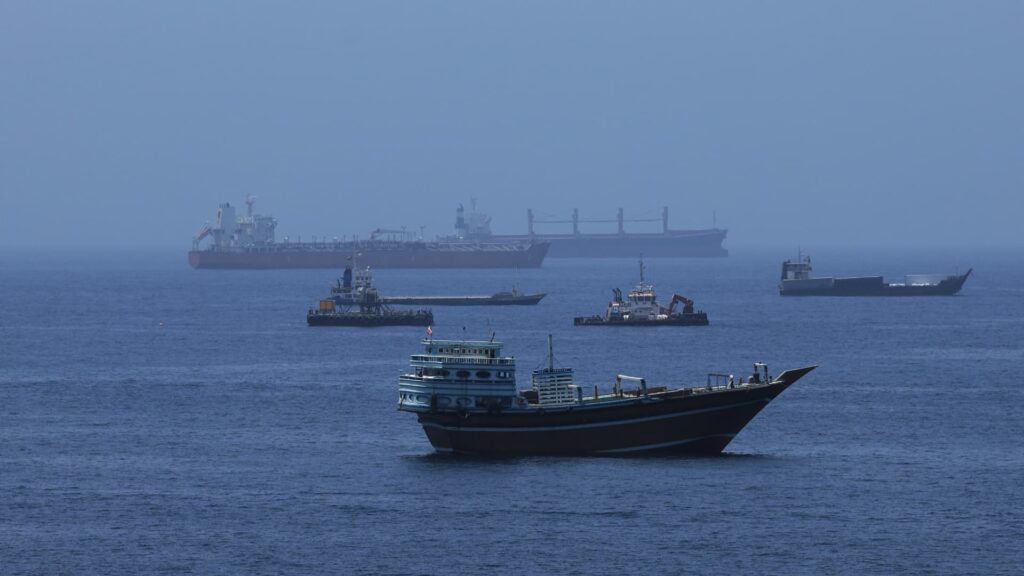 Oil remains largely unchanged as Qatar watches developments with US and Iran