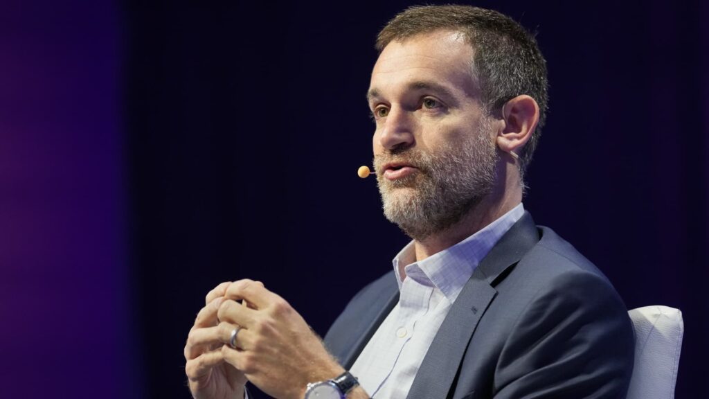 John Arnold commits $2.6 million to research the risks of online sports betting