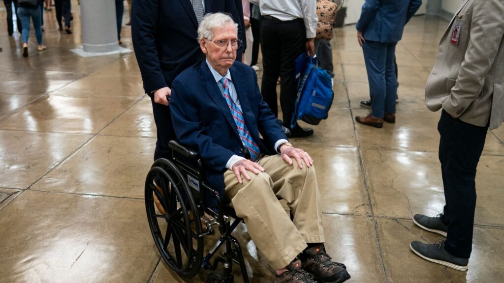 Beshear asks McConnell for health update; senator remains hospitalized
