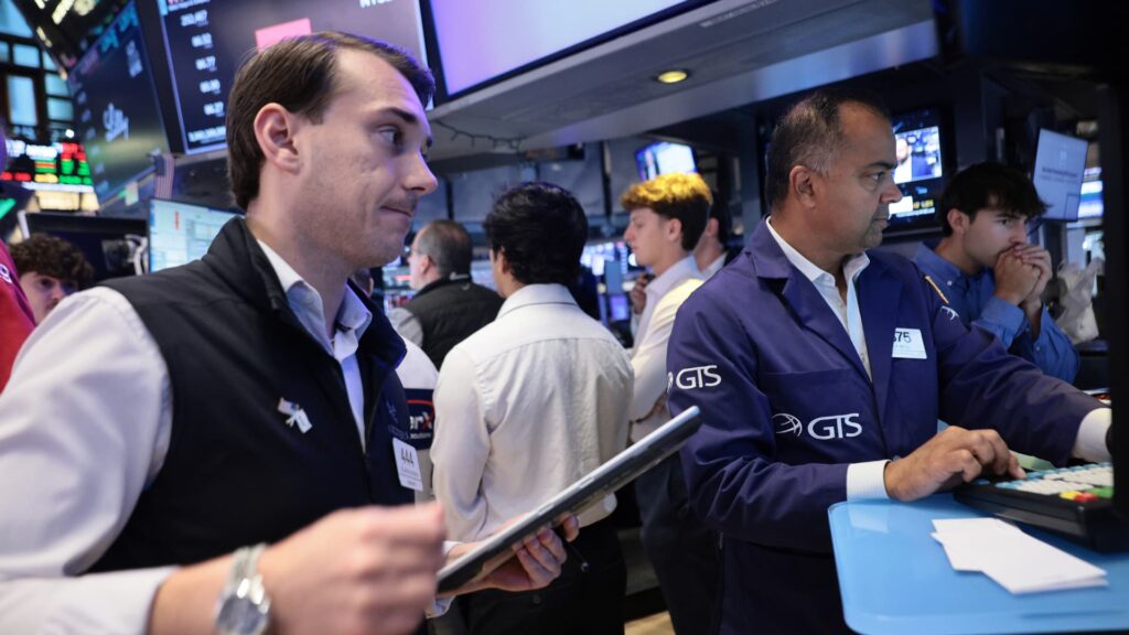 5 things to know before the stock market opens on Friday