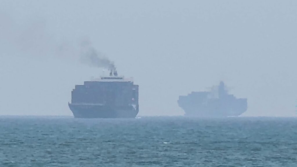Strait of Hormuz conflict intensifies, US and Iran exchange attacks