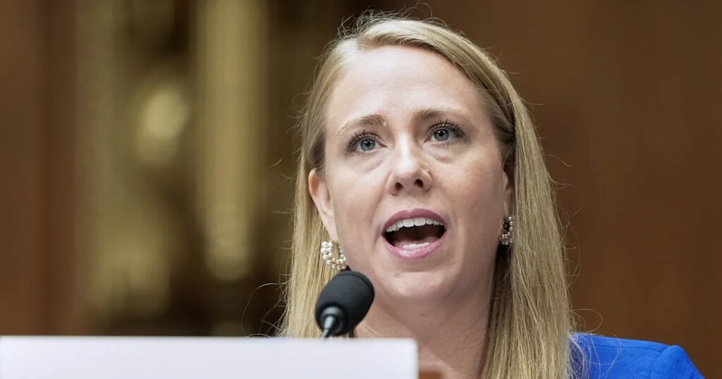 U.S. government agency proposes halting workforce data collection by race and gender | Labor Rights News