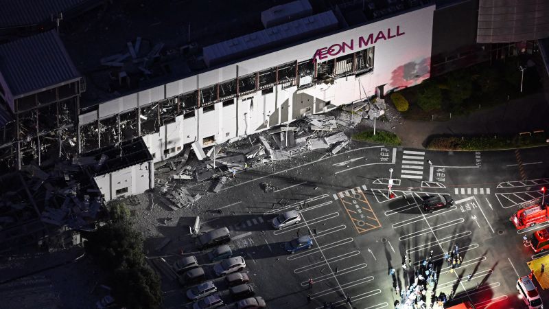 Rescue teams rush to rescue people stranded in deadly Japan earthquake