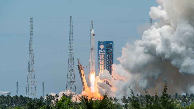 China reports progress in reusable rockets to catch up with US
