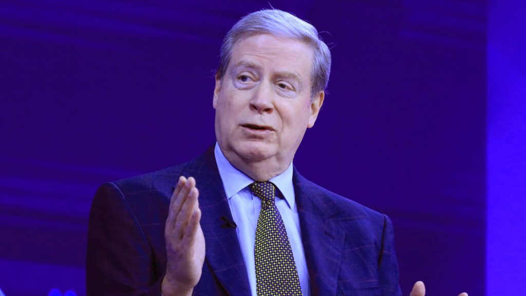 Druckenmiller piled money into Amazon and chip stocks before July’s crash