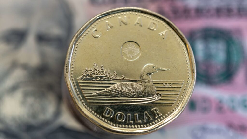 Ottawa and Washington go into full-scale trade war