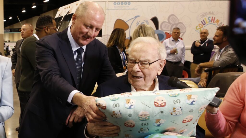 Warren Buffett, not Greg Abel, appears to still be in control of stocks.