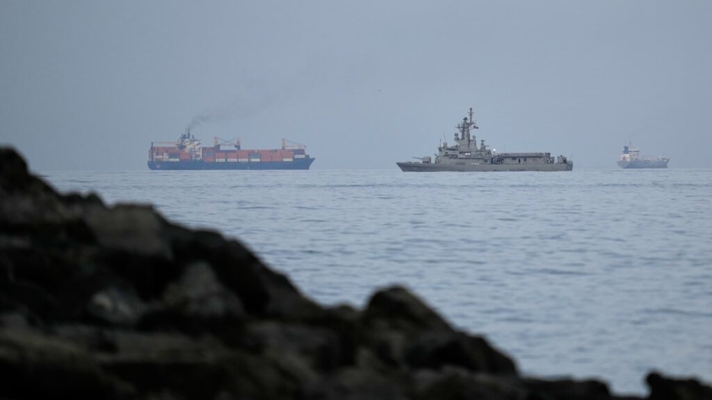 Sanctions weigh on economy, reducing Iranian trade