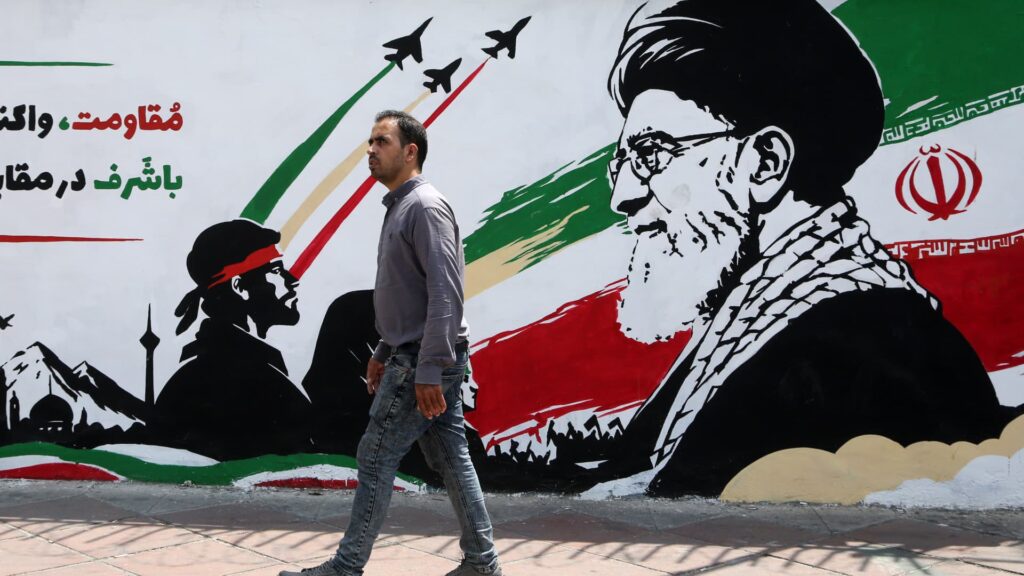 Iran adviser disputes President Trump’s claim that economy is collapsing