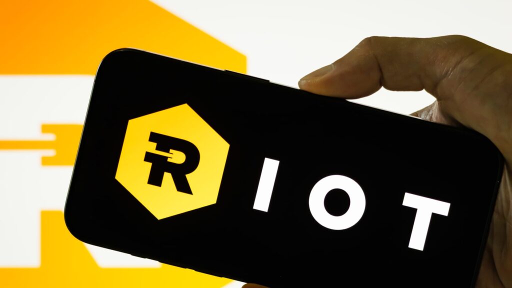 Riot Platform signs Anthropic deal as miners move to AI infrastructure