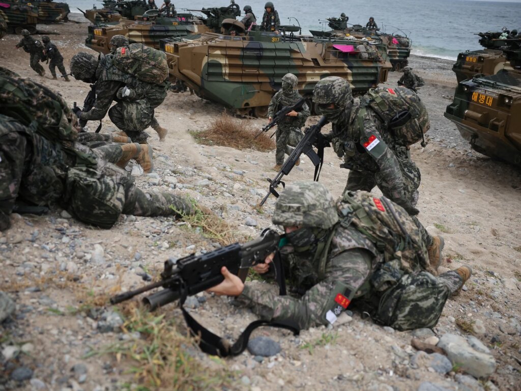 South Korea, US announce cancellation of upcoming joint maritime exercises over Iran war Donald Trump News