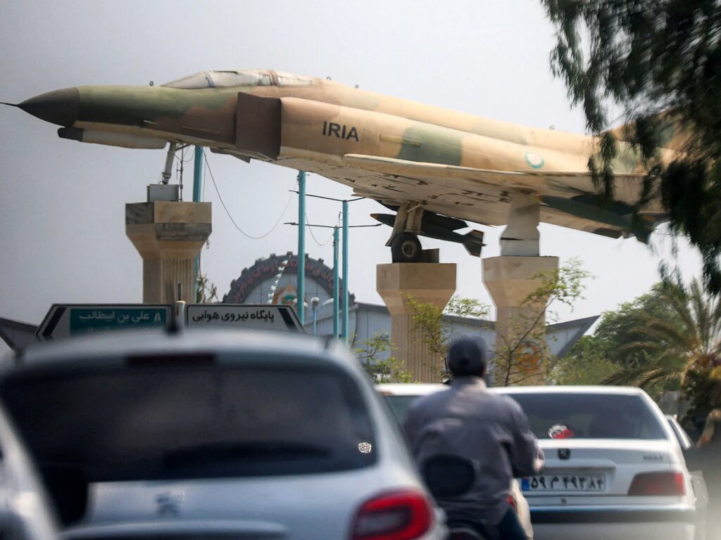 Qatar denies detaining three Iranian bomber pilots. US and Israel war against Iran News