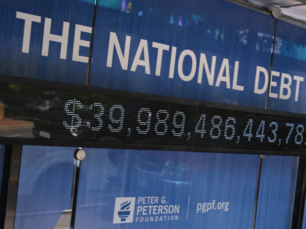 US national debt exceeds record high of $40 trillion | Business and Economic News