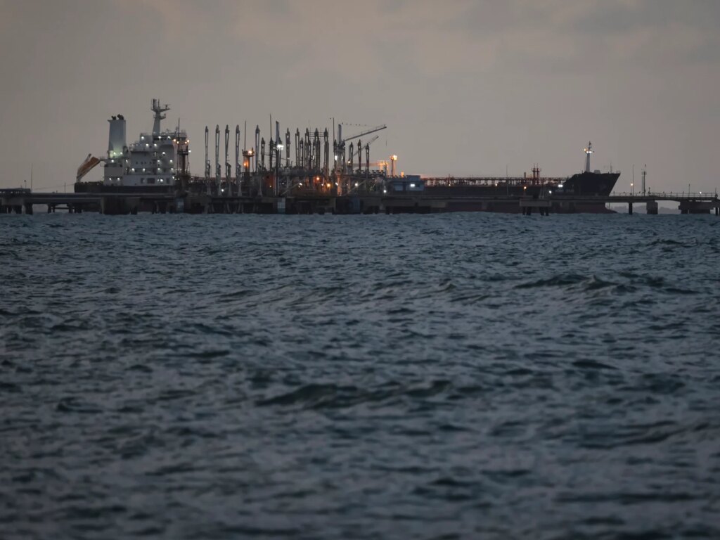 President Trump announces ‘largest oil deal in world history’ with Venezuela | Donald Trump News