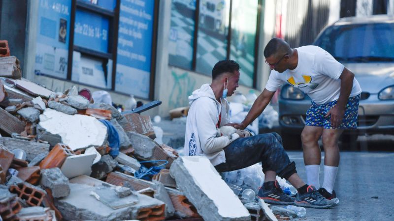 Live updates: Colombia earthquake kills over 200 people, rescue teams still unable to reach epicenter
