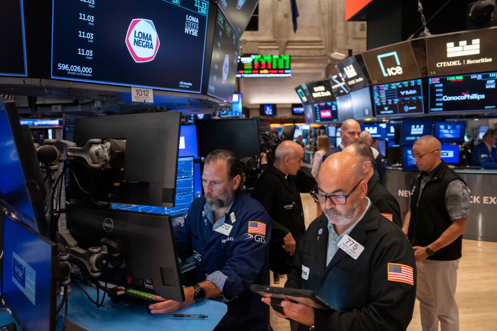 Latest U.S. economic downturn sends Wall Street near all-time highs