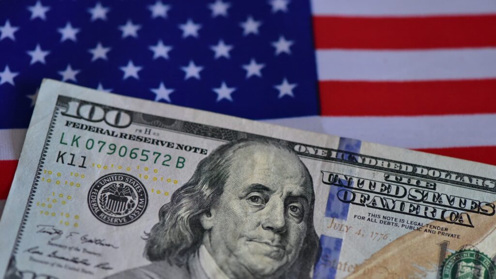 Emerging markets rise as US dollar weakens