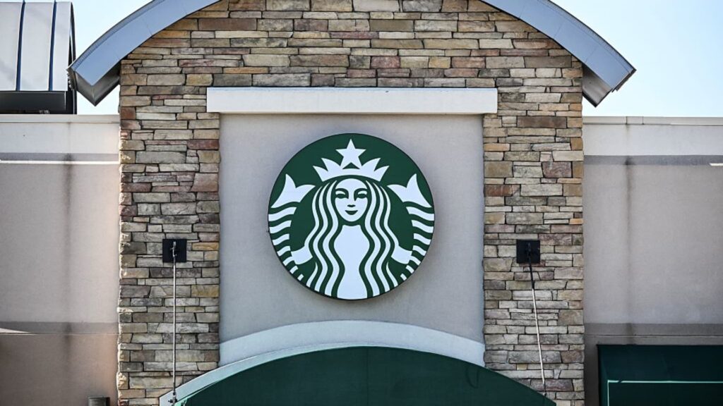 Starbucks to close 250 stores