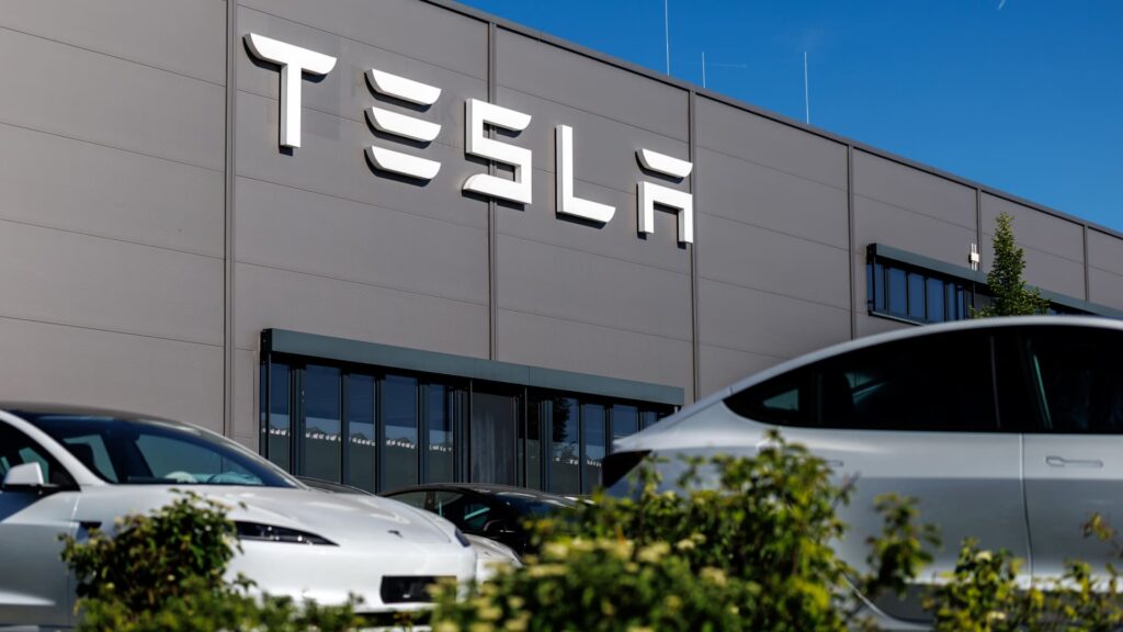 Stocks with the biggest moves at midday: TSLA, CIEN, META, SNOW, RARE