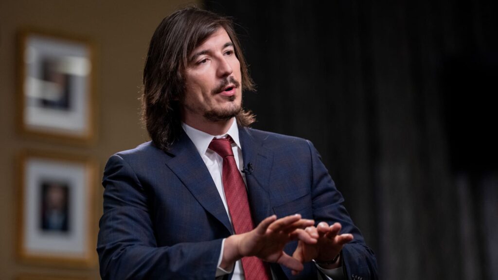 Robinhood CEO says companies can’t control how their stocks are tokenized as AMC conflict escalates