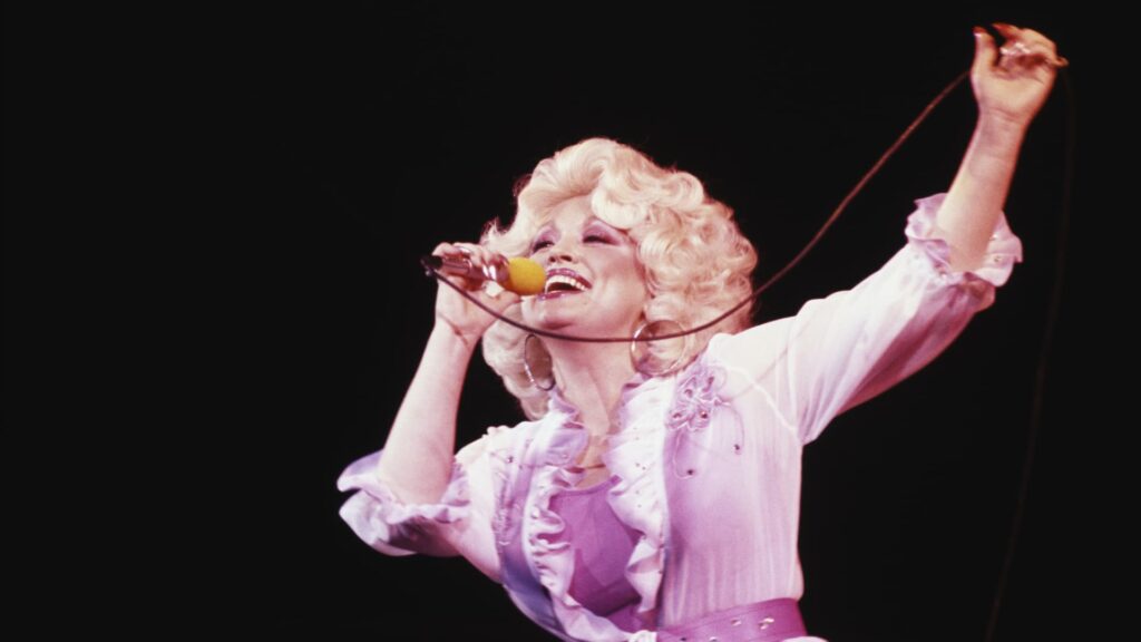 When someone badmouths you, use Dolly Parton’s simple trick