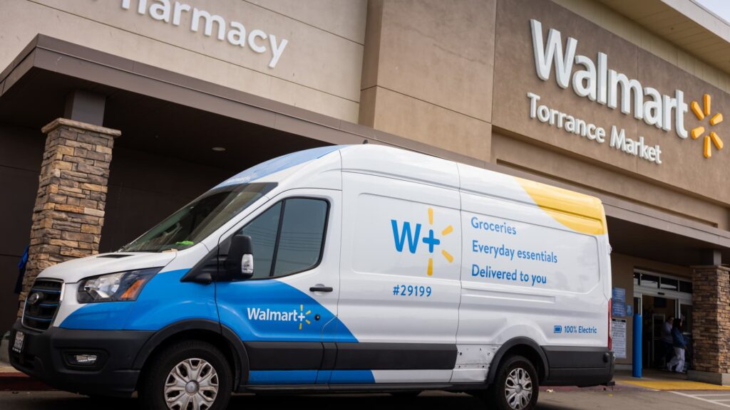 Why Walmart is getting in on the DoorDash and Uber Eats delivery action