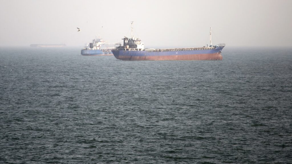 Oil falls as possibility of diplomatic solution to Iran conflict emerges