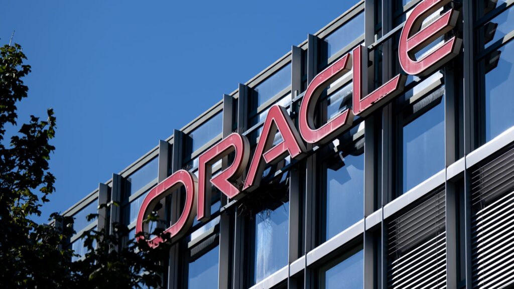 Oracle (ORCL) Q1 2027 Earnings Report