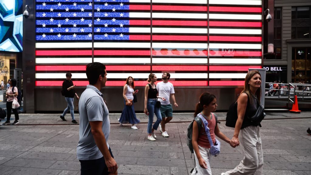 According to the Census Bureau, by 2025, Americans’ incomes will have increased and poverty will have decreased.