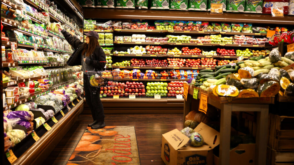 Consumer optimism falls to lowest since 2014 as concerns about rising prices and employment rise
