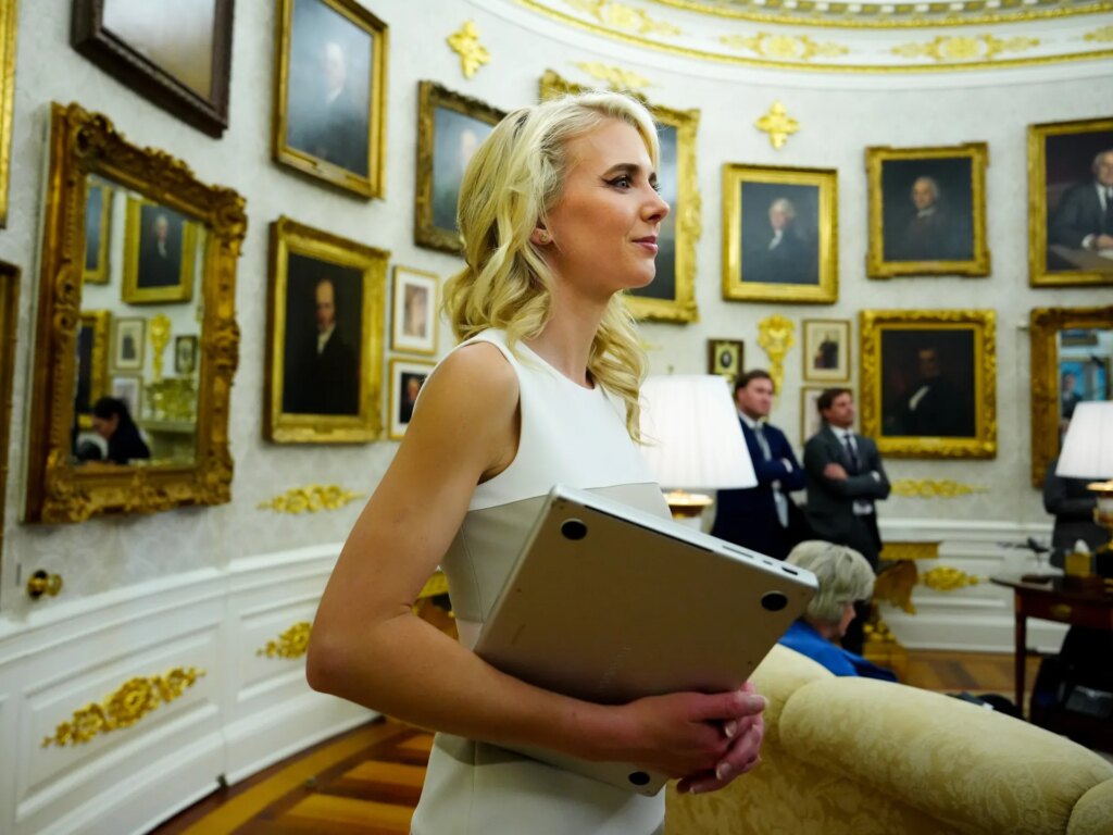 President Trump gives aide Natalie Harp $45,000 in holiday cash, revealed | Donald Trump News
