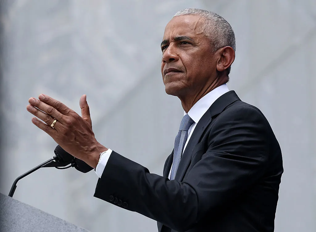 President Obama urges Democrats to have a ‘clear plan’ to protect AI