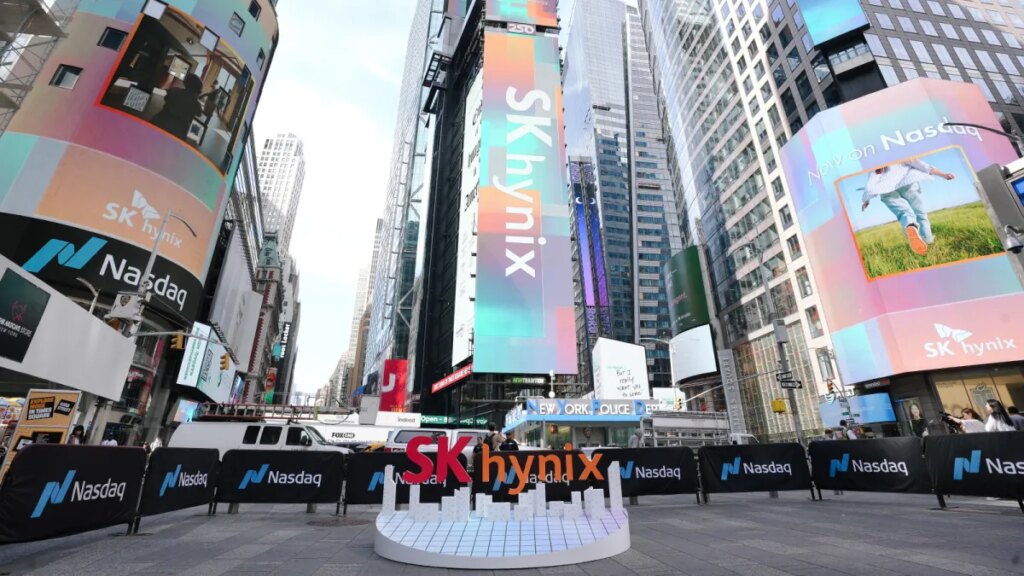 SK Hynix is reportedly negotiating with Intel to manufacture memory chips in the US